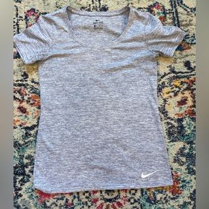 Nike like-new dri-fit crewneck top in white/lilac. Size XS.